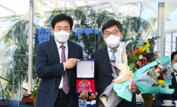 신동헌 광주시장, 경기도 시장군수 아카데미 대상 수상