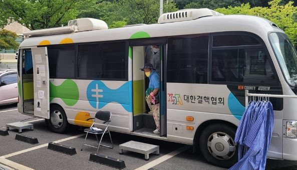광주시 퇴촌면, 노인 일자리 및 사회활동 지원사업 참여자 대상 찾아가는 이동 결핵검진 실시