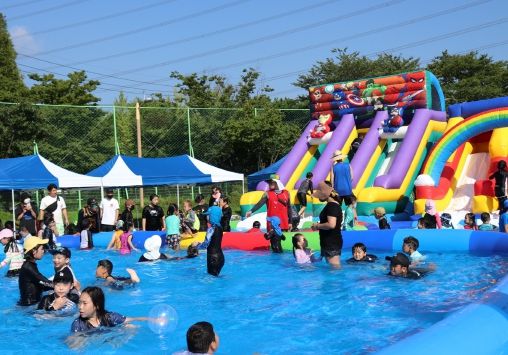 시흥시민축구단, 어린이 축구팬 위한 '워터 페스티벌'로 시원한 여름 선사