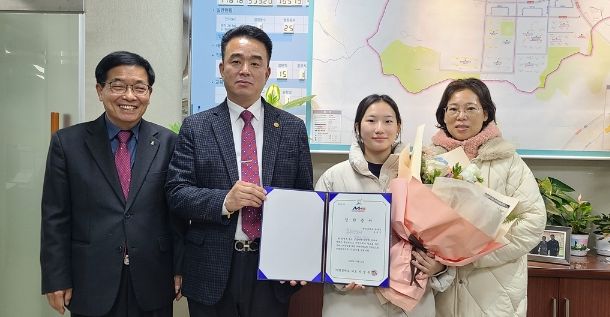 (주)명성테크, 광주시 광남고등학교 학생에게 장학금 전달