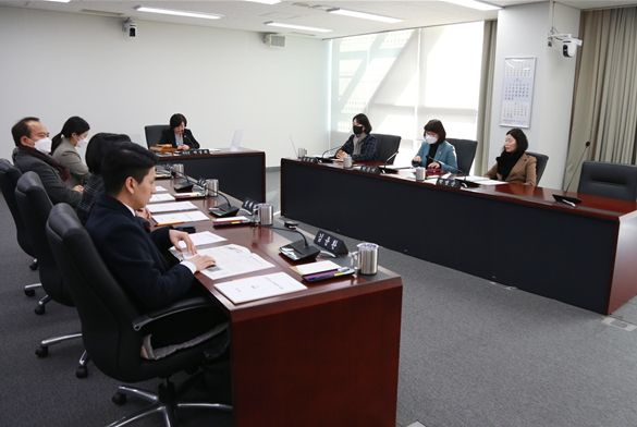 행정교육위원회 '성남시 청년자격증 시험 응시 지원 조례안'등 7건 조례심사 마쳐