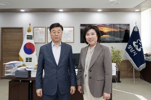 신상진 성남시장, 오찬숙 성남교육지원청 신임 교육장과 차담