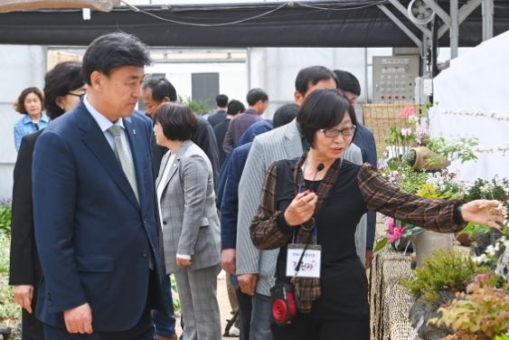 우리꽃 가득한 봄을 즐기러 오세요!