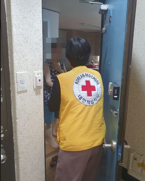 동두천시 생연1동 평화로봉사회, 물품 배송 및 취약계층 말벗서비스 봉사 실천