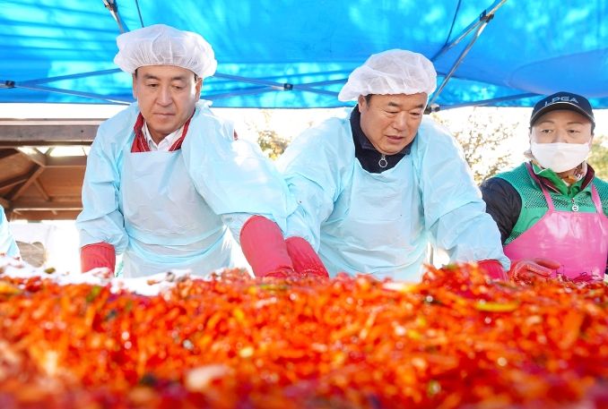 광주시 곤지암읍 새마을남녀지도자협의회, '사랑의 김치 나눔'