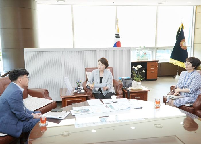 용인특례시의회 유진선 의장, 현장 실무원 처우개선에 앞장서