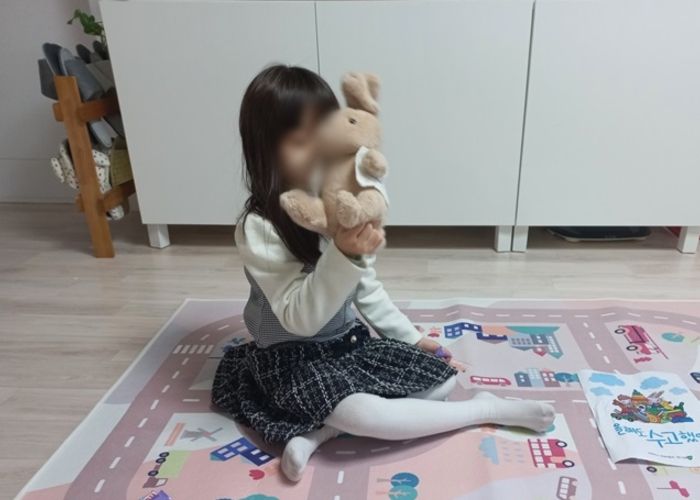 ‘올해도 수고했어’… 남양주시, 보호 대상 아동에 선물 전달
