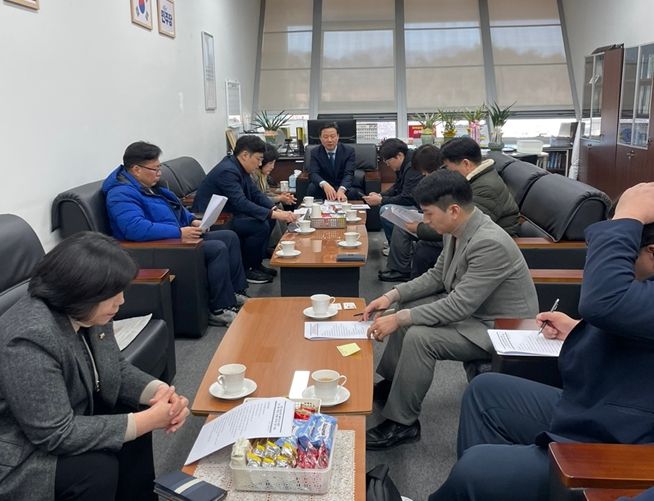 성남시의회 민주당협의회 대표단과 4개 지역위원회 사무국장 간담회