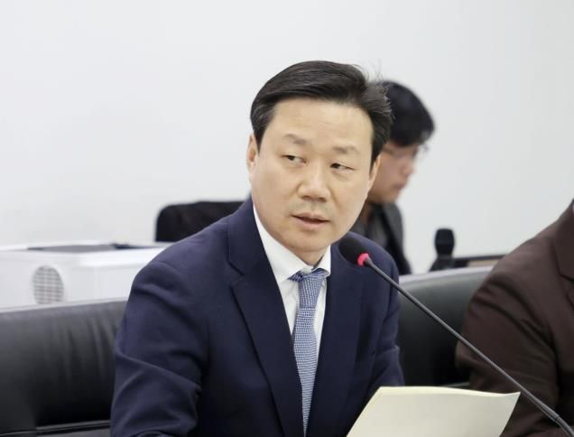 경제환경위원회 이준배 민주당 대표의원