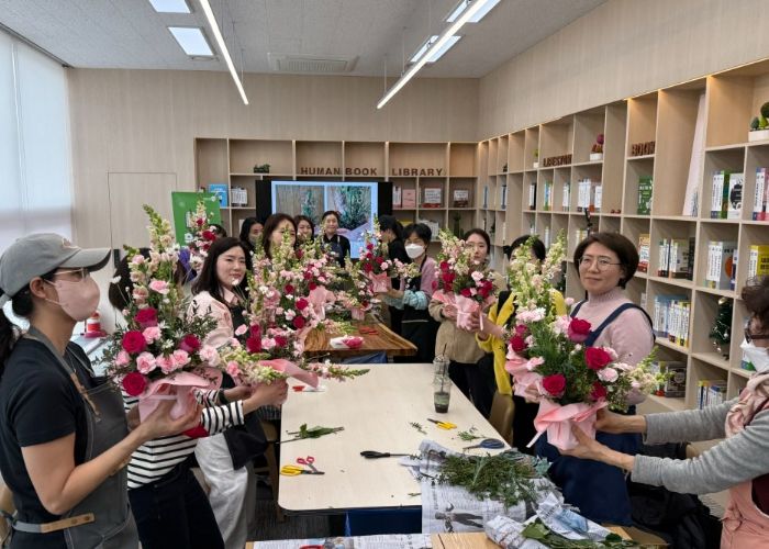 남양주시, 권경순·신혜미 휴먼북 ‘꽃과 식물을 이용한 원예 활동’ 강의 진행