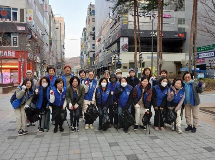 의정부시 송산3동, '2025년 깨끗한 환경, 우리의 손으로' 첫 환경정비 실시