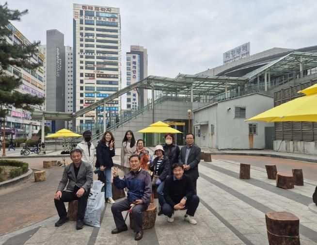 의정부시, '포켓쉼터' 민관협력 청소활동 실시…실험공간에 시민이 자발적으로 응답하다