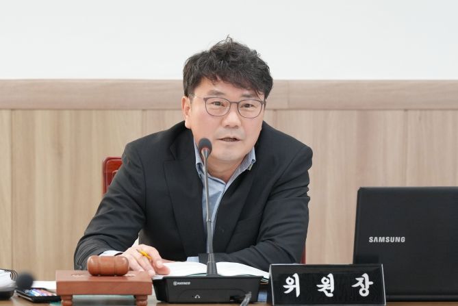 2024회계연도 결산검사 대표위원인 하남시의회 최훈종 도시건설위원회 위원장. (사진_하남시의회 제공)