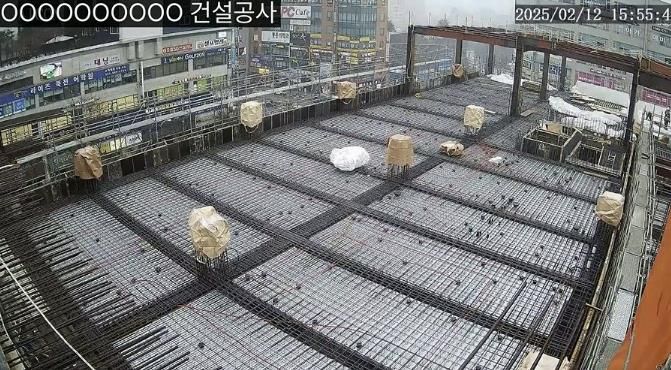 용인특례시는 공공건축물 하자 발생을 줄이고자 ‘Go품질‧Stop하자’ 사업을 추진한다고 밝혔다. 사진은 보정종합복지회관 건축현장 촬영 영상