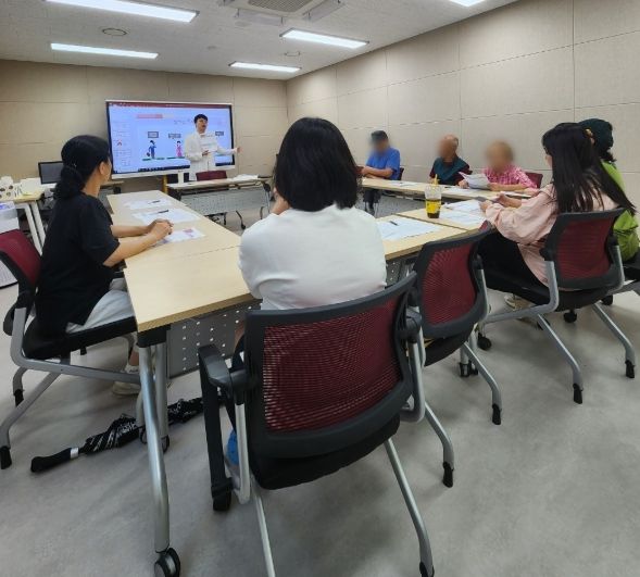 동부보건소 치매안심센터, ‘헤아림 가족교실’ 운영