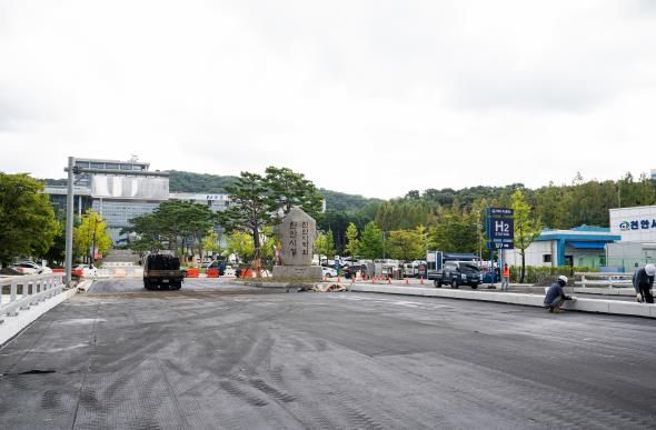 22일 개통 예정인 불당5교 교량 재가설 공사 현장