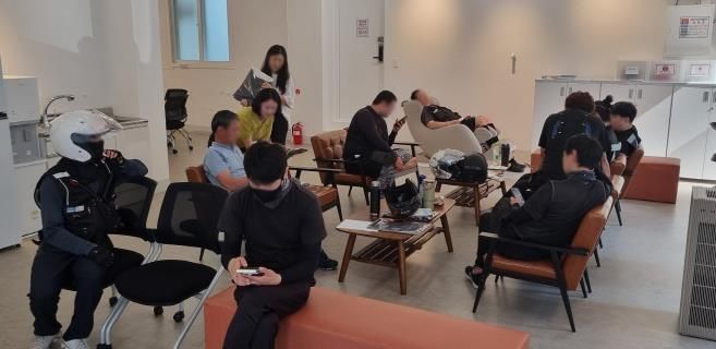 ‘충북 최초’ 청주시 이동노동자 쉼터, 하루 80여명 이용 호평