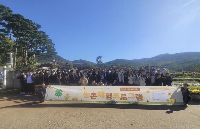 학교4-H체험 프로그램 행사 단체사진, 벼 탈곡 체험 사진
