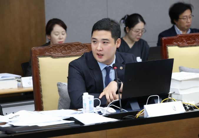 경기도의회 최민 의원