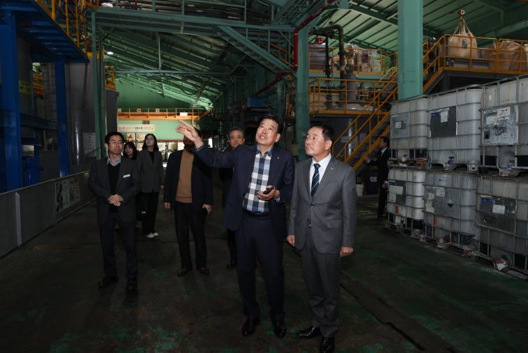 송기섭 진천군수, ㈜수정케미칼 찾아 현장 소통