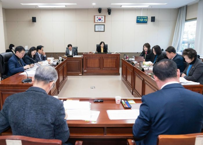 용인특례시의회 경제환경위원회, 구청 및 미래도시기획국 행정사무감사