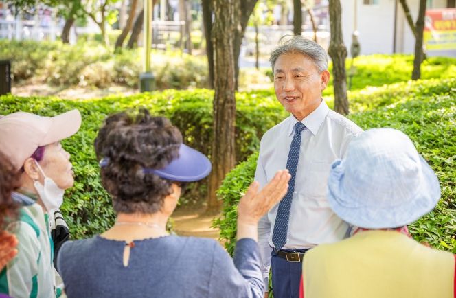 윤환 구청장, 현장 중심 소통행정 구현
