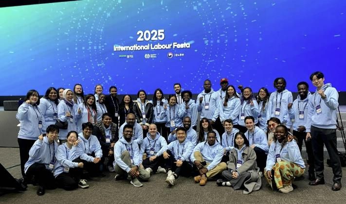 국제노동페스타에 참석한 세계청년들