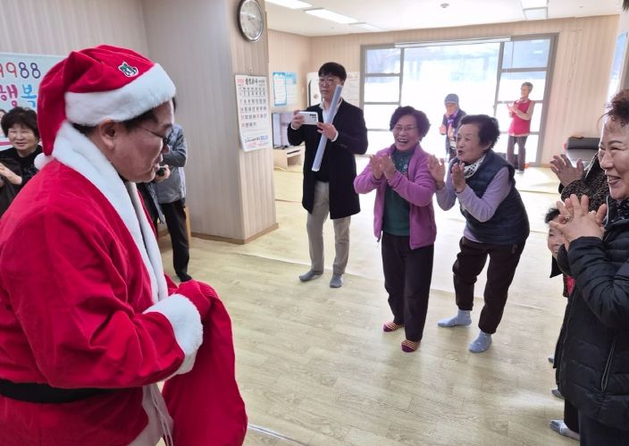 진천봉화로타리클럽 산타 행사