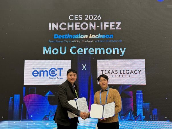 TEXAS LEGACY와 업무협약체결(㈜이엠시티 이봉호 대표이사(왼쪽)과 Sam Shin TEXAS LEGACY Managing Partner(오른쪽))
