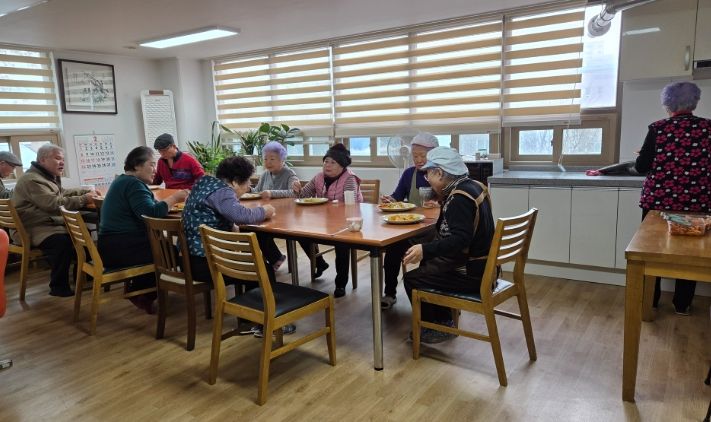 충주시 경로당 급식지원 강화